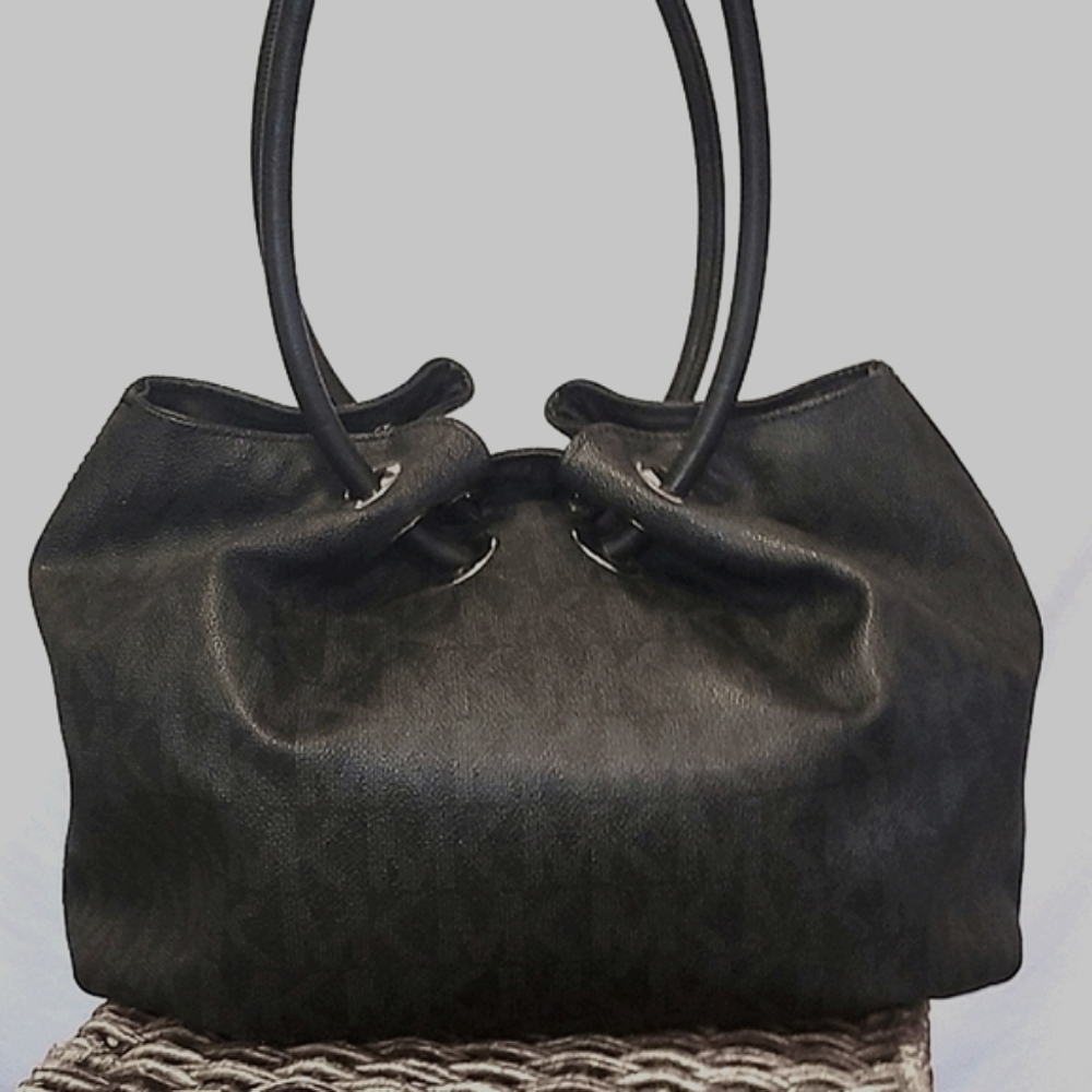 Large Michael Kors Hobo Bag - Picture 4 of 4